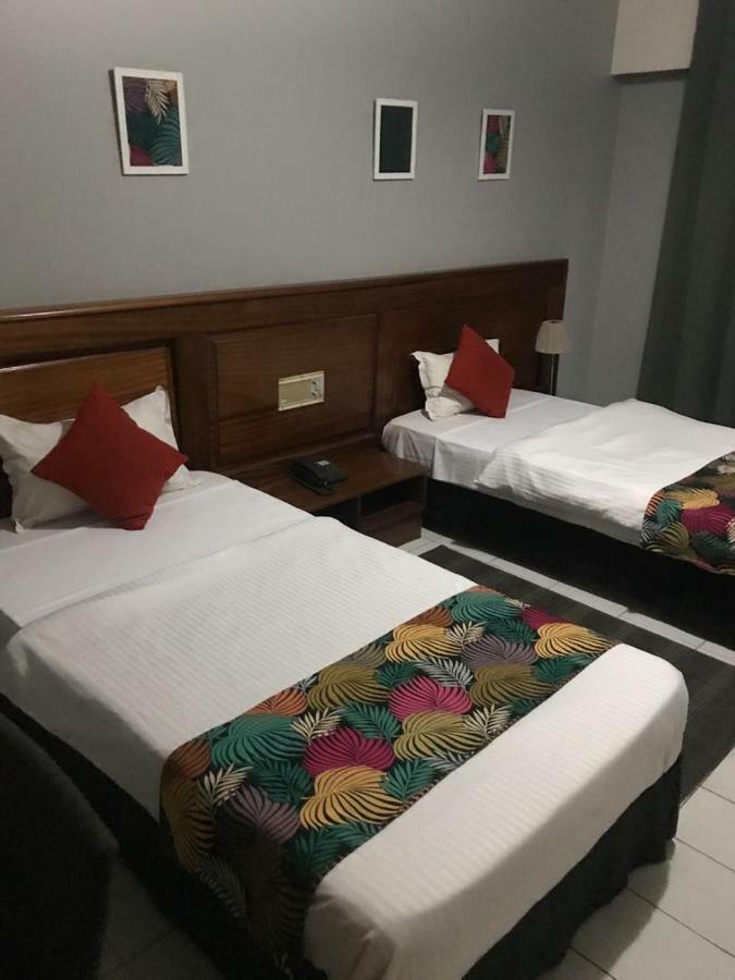 Hotel Baraka ดาการ์ ภายนอก รูปภาพ